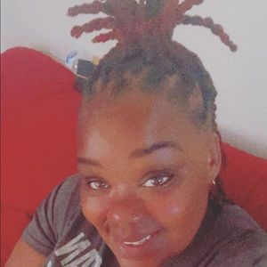 Meet your Posher, Johnalynn